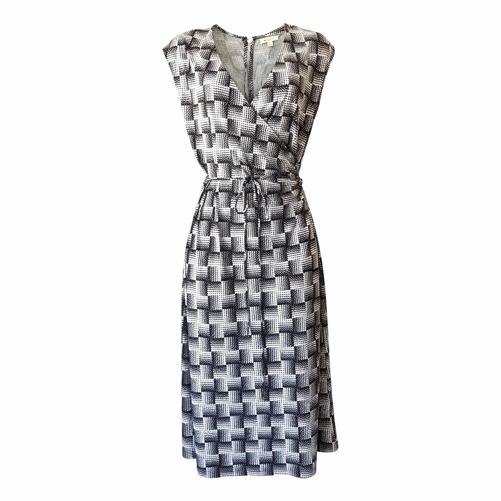 BEBE Women's Geometric Y2K Optical Print Wrap Dress Black White V-Neck‎ Size S